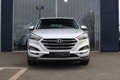 Hyundai TUCSON III (1) Creative